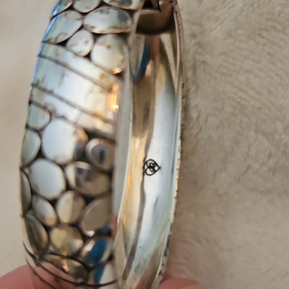 BRIGHTON Textured Pebble Magnetic Clamper Bangle Bracelet - Picture 6 of 9